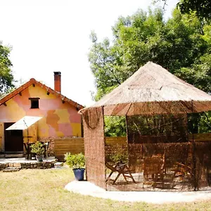  Hébergement de vacances La Tanière Des Druides